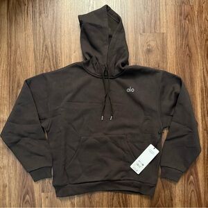 ALO Yoga Accolade Hoodie Espresso - size medium NWT